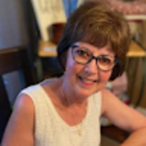 Meet your Posher, Carmen - Picture 1 of 1